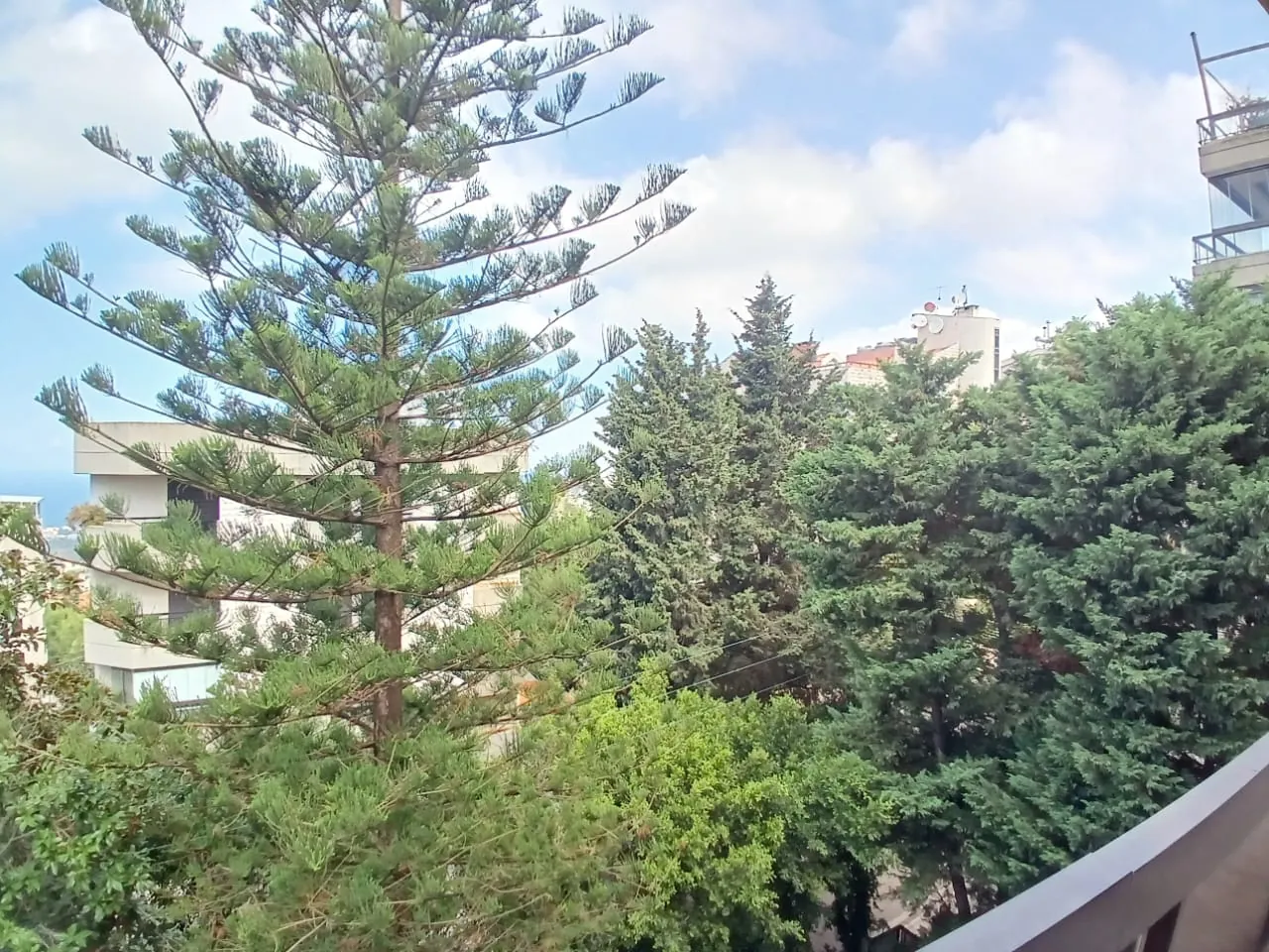 Beautiful Apartment with Nice View For Sale in Biyada — الصورة 10