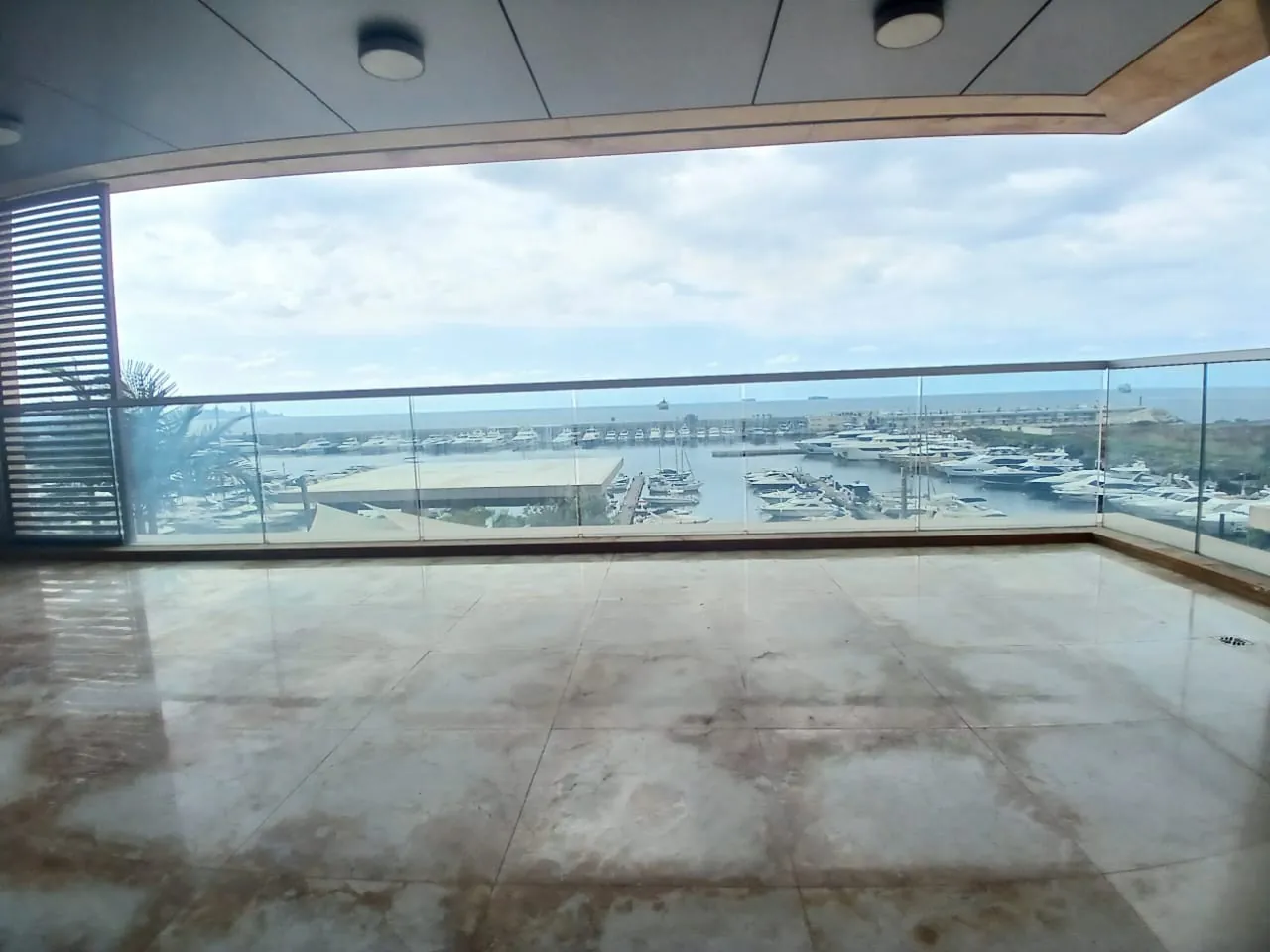Furnished Apartment For Rent with Sea View in Waterfront City, Dbayeh — الصورة 2