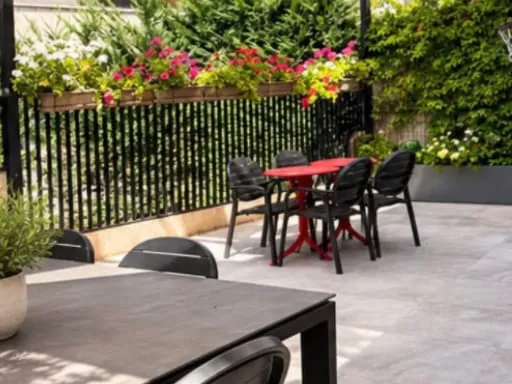 Furnished Apartment With Garden & Terrace For Sale in Ballouneh — الصورة 3