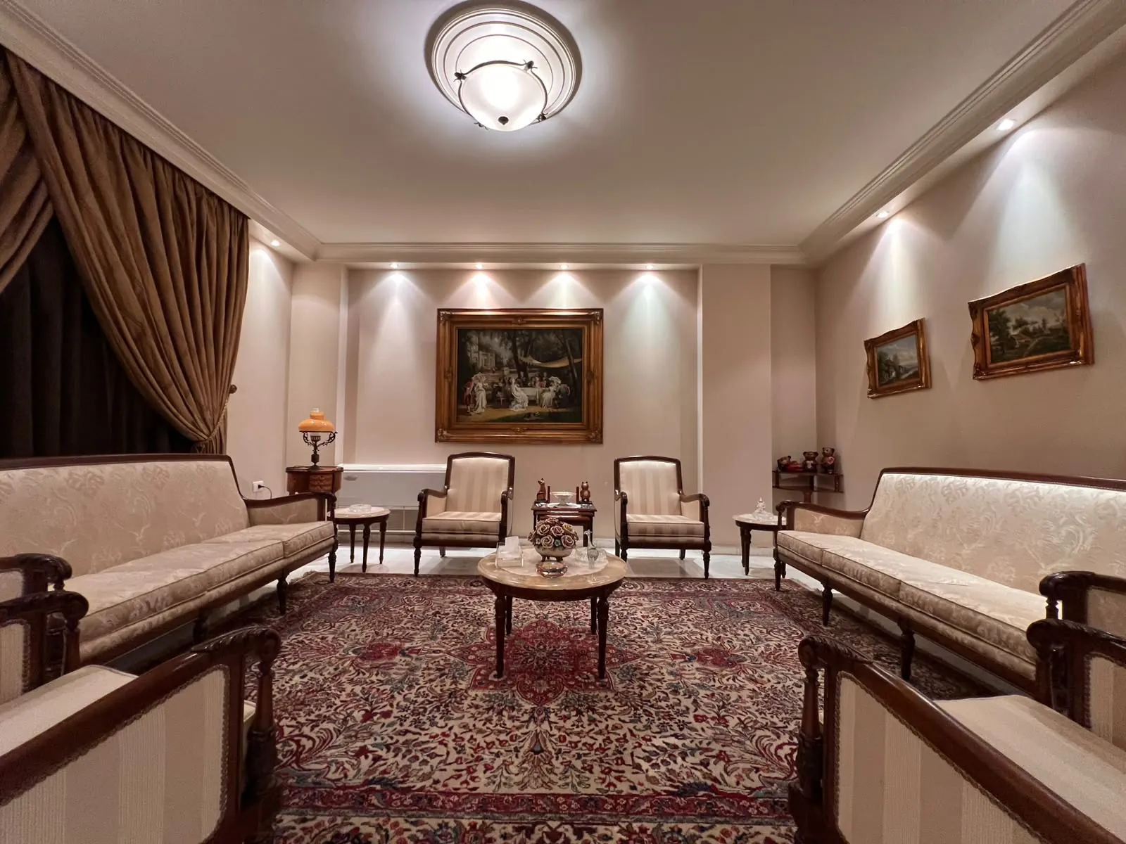 Fully Furnished Apartment For Sale in Furn El Chebbak