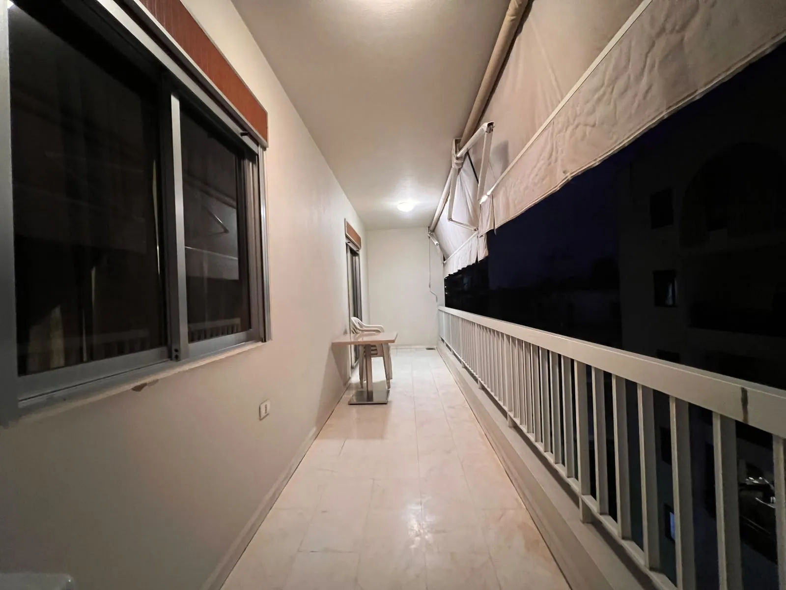Fully Furnished Apartment For Sale in Furn El Chebbak — الصورة 10