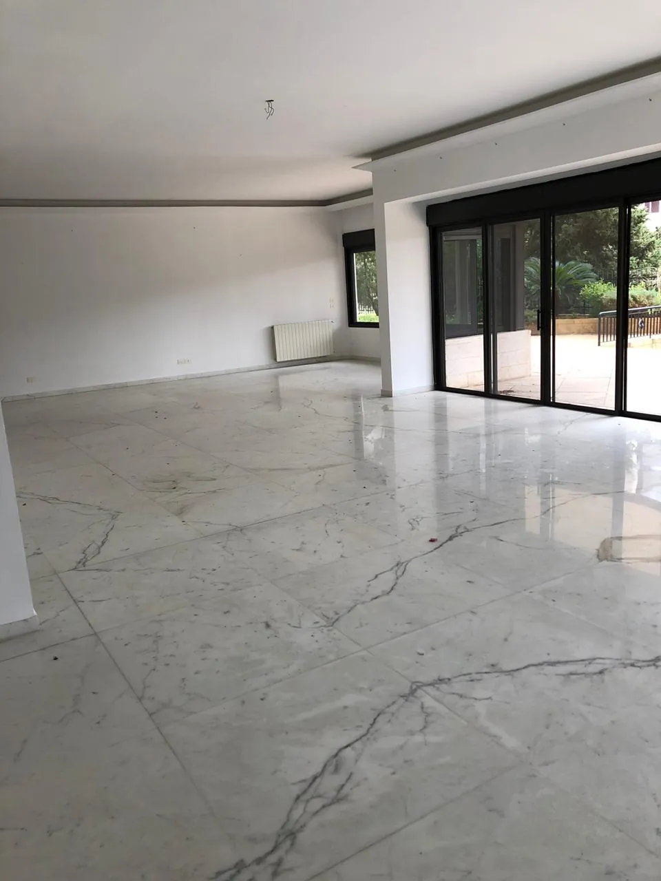 Apartment With Terrace & Sea View For Rent in Adma — الصورة 8