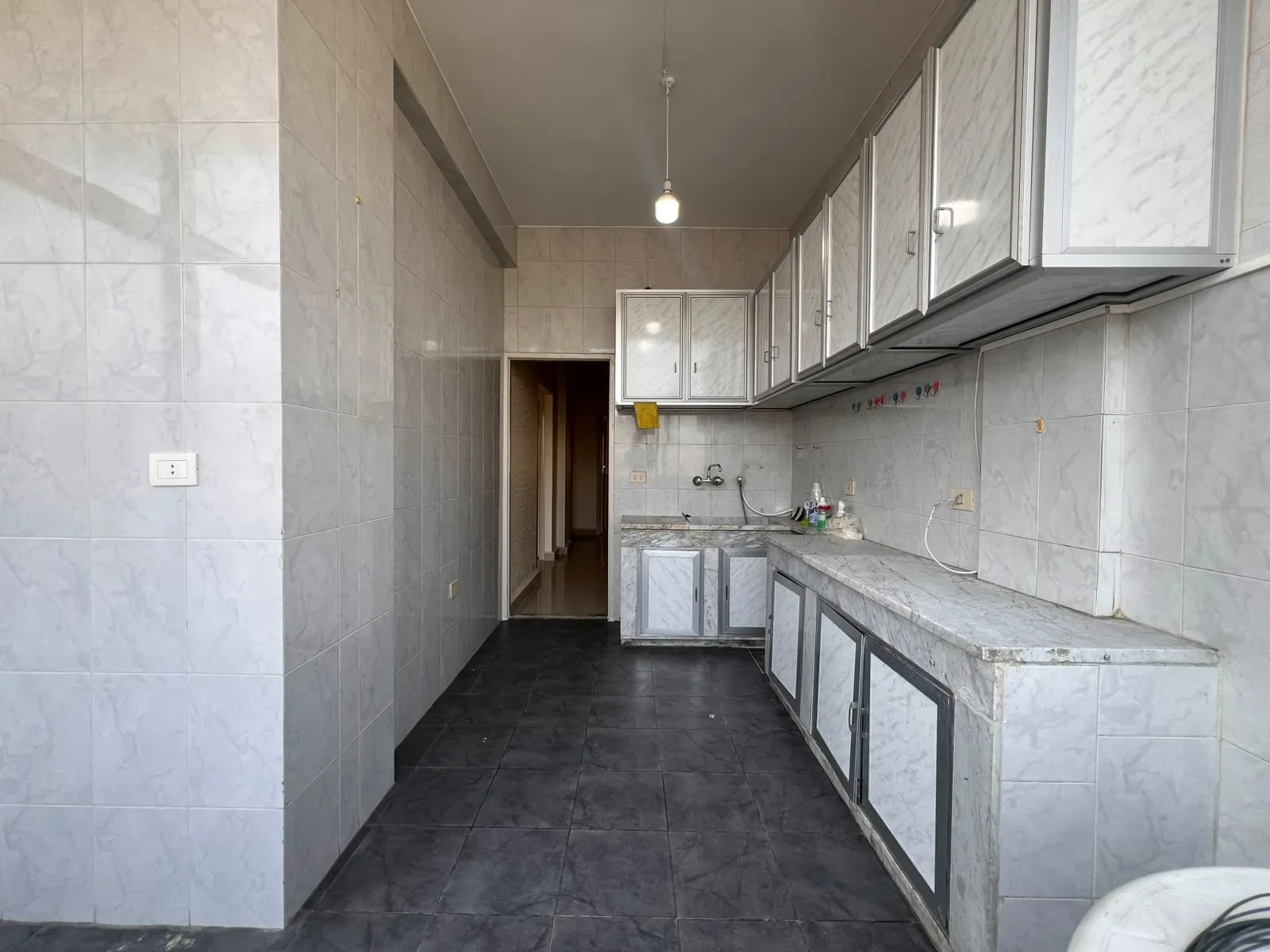 4-Bedroom Apartment For Rent in Dekerman, Downtown Saida — الصورة 8