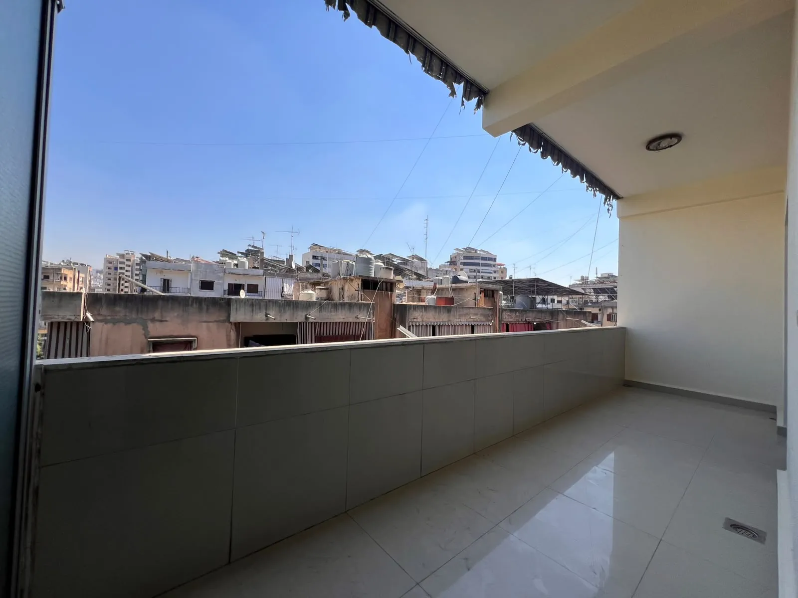 4-Bedroom Apartment For Rent in Dekerman, Downtown Saida — الصورة 9