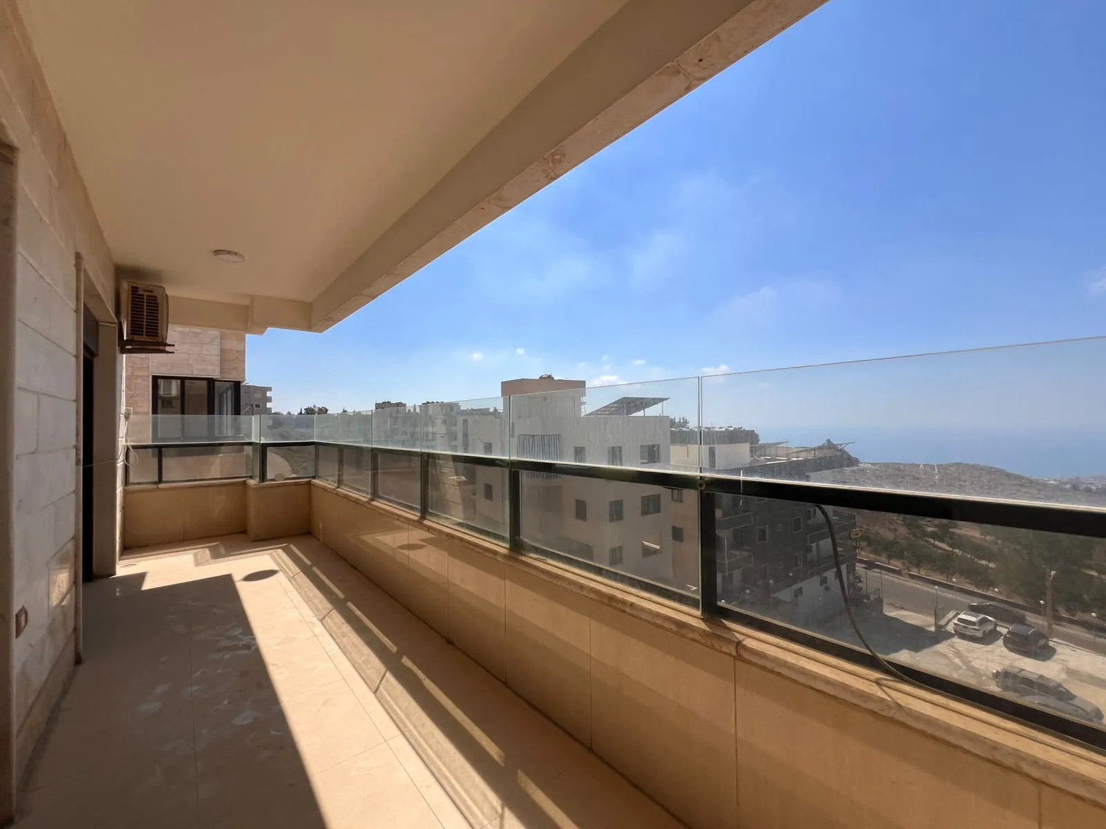 Spacious Apartment In A Prime Location For Rent in Sibline, Eqlim El Kharroub — الصورة 7