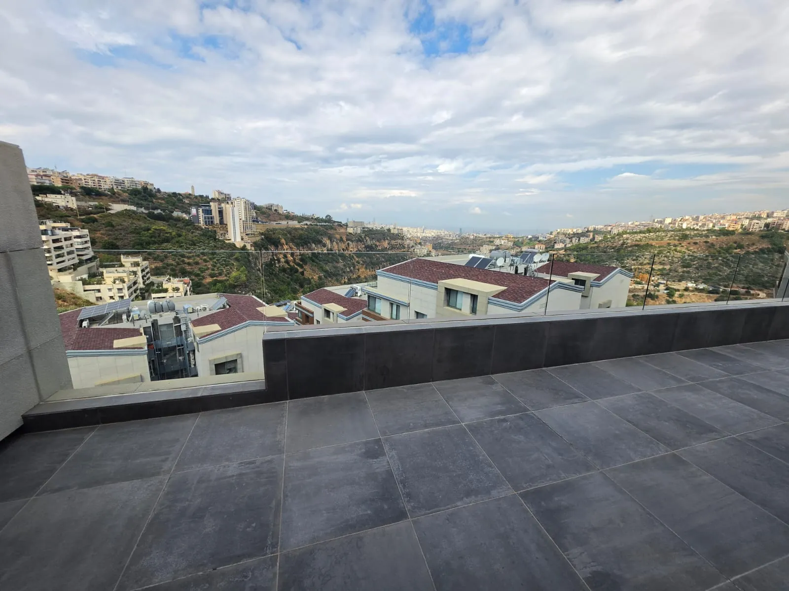 Luxurious Duplex With Great View For Sale in Louaize, Baabda — الصورة 8