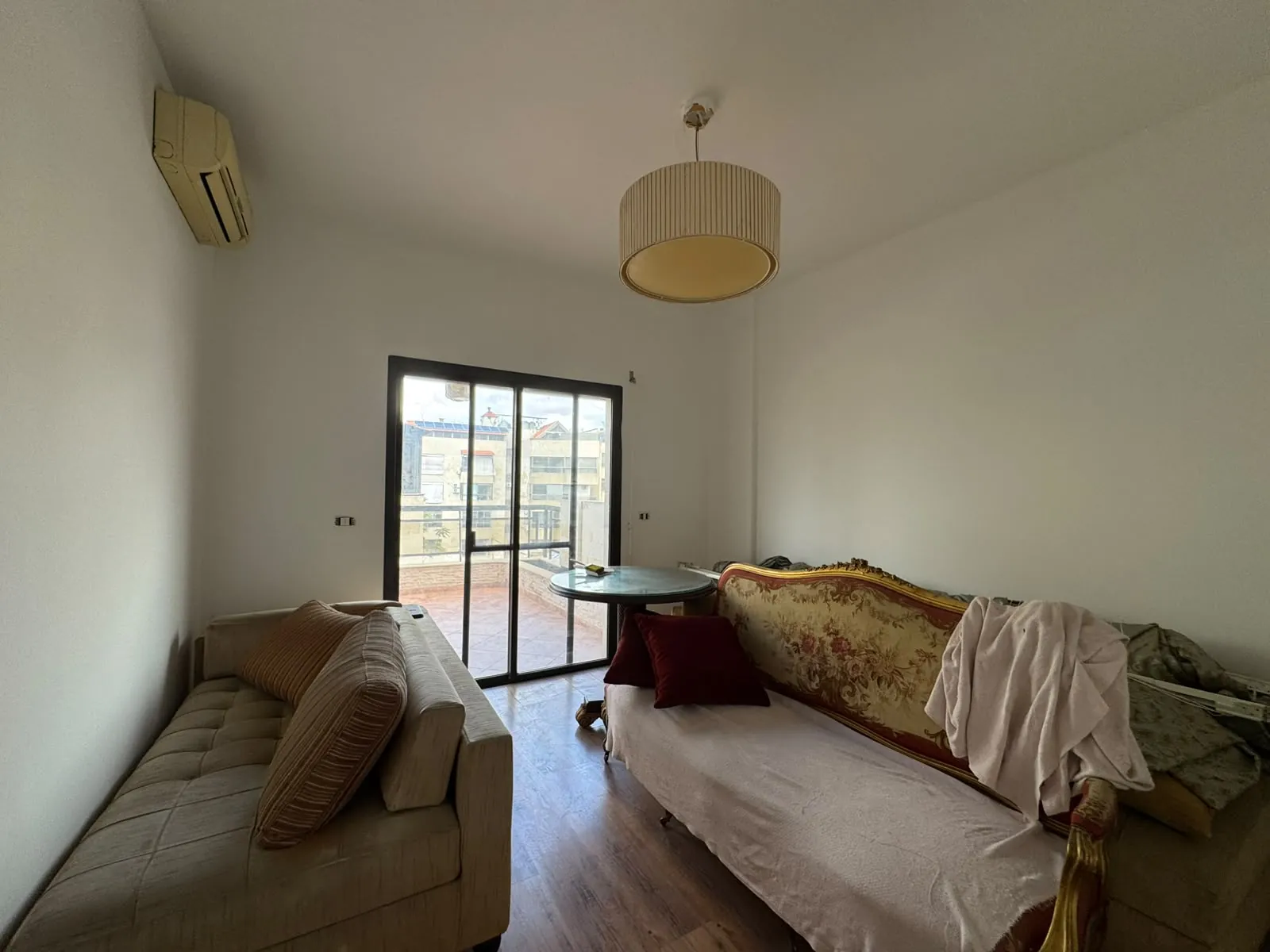 Unique Duplex with Terraces For Sale in Mansourieh — الصورة 10