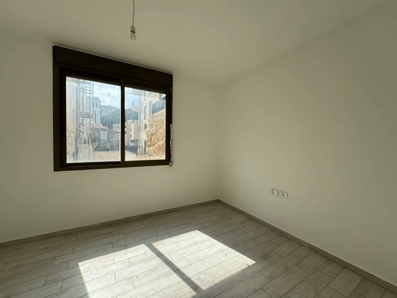 3-Bedroom Apartment with Open Mountain View For Sale in Fanar — الصورة 5