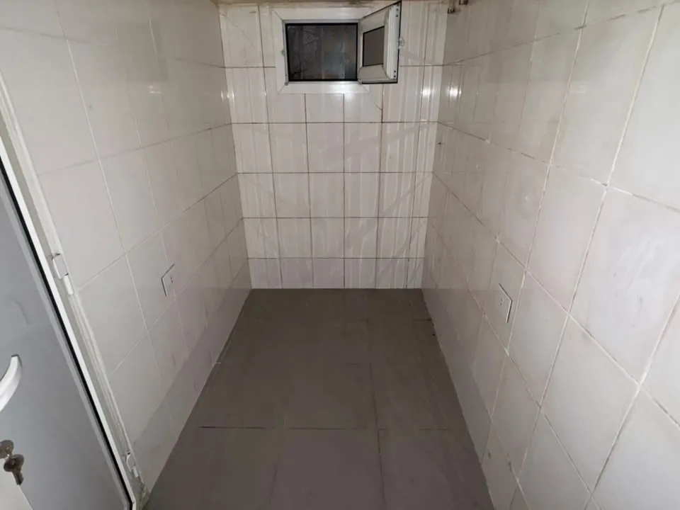 Commercial Space For Rent in Hamra, Ras Beirut — الصورة 8