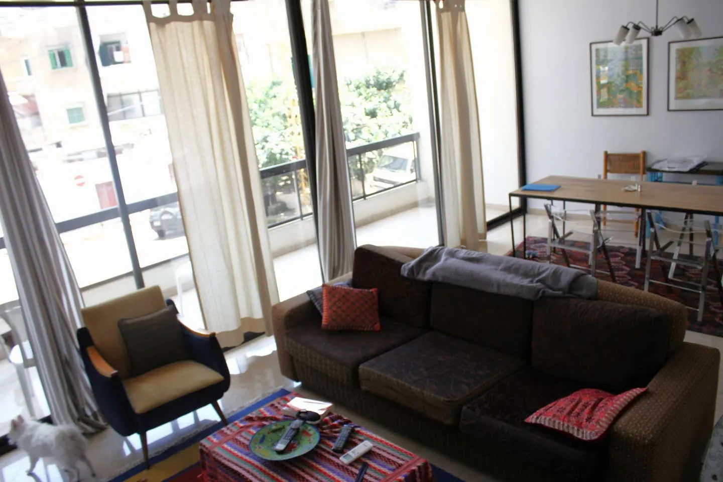 2-Bedroom Apartment For Sale in Mar Mikhael — الصورة 4