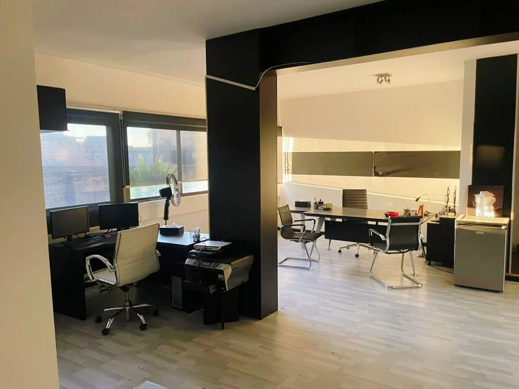 50 SQM Office For Rent in Jbeil — الصورة 3