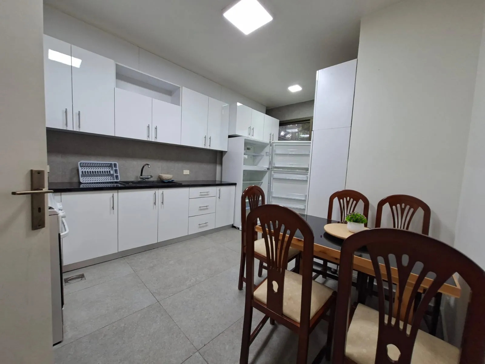 3-Bedroom Apartment For Sale in Gated Community in Broumana — photo 5