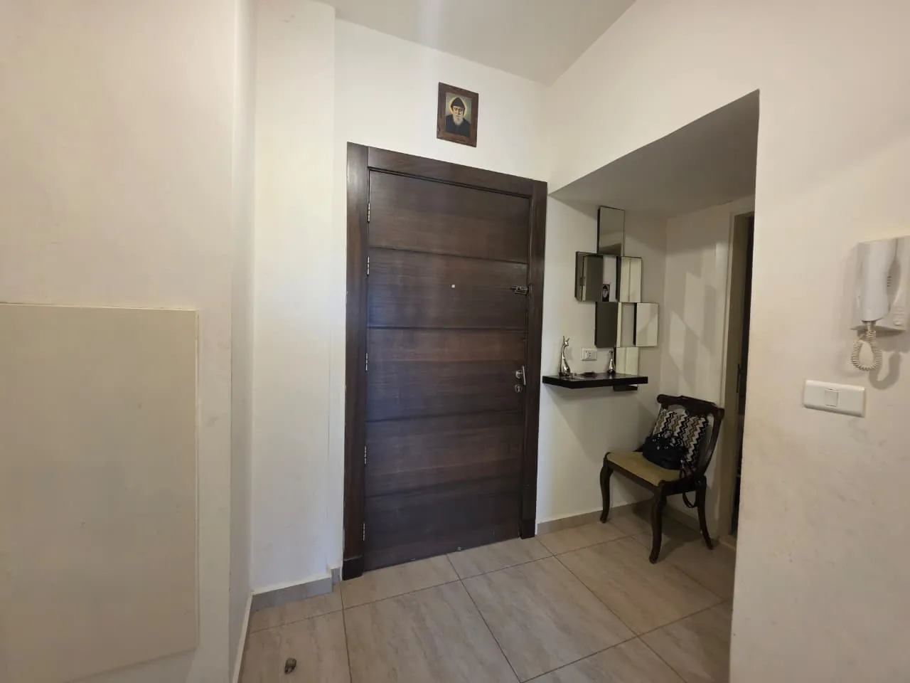 Furnished Apartment with Mountain & Sea View For Rent in Smar Jbeil, Batroun — الصورة 8