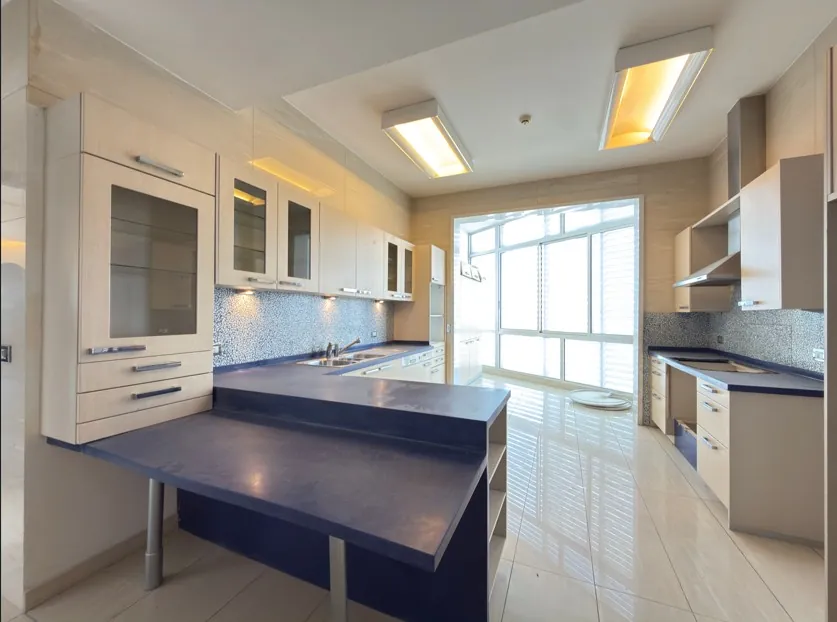 Unique & High-end Apartment For Sale in Achrafieh, Sursock — الصورة 7