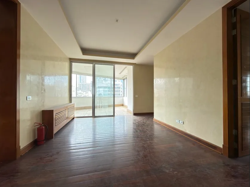 Unique & High-end Apartment For Sale in Achrafieh, Sursock — الصورة 8