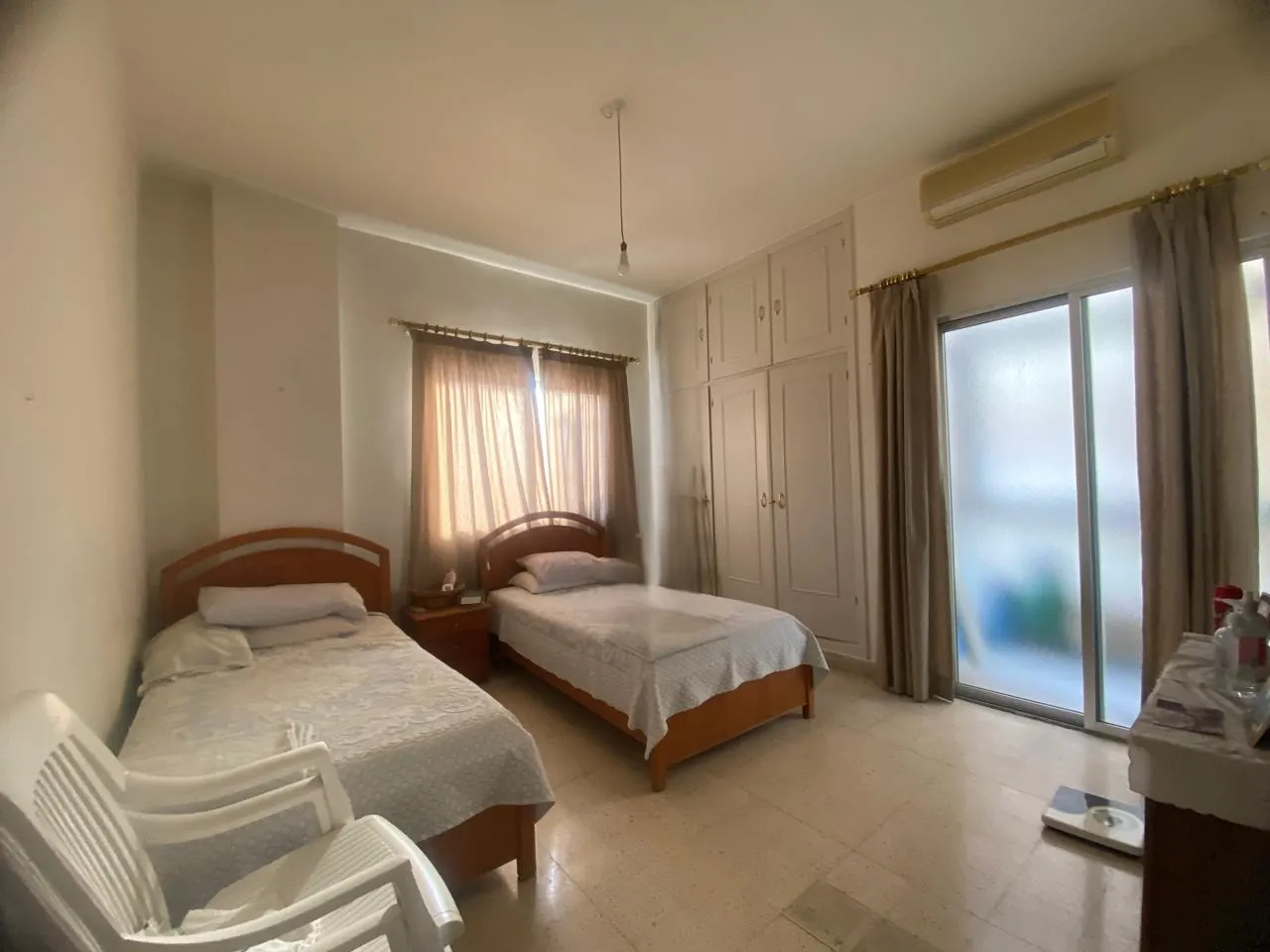 Spacious 3-Bedroom Apartment For Sale in Dekweneh — الصورة 9