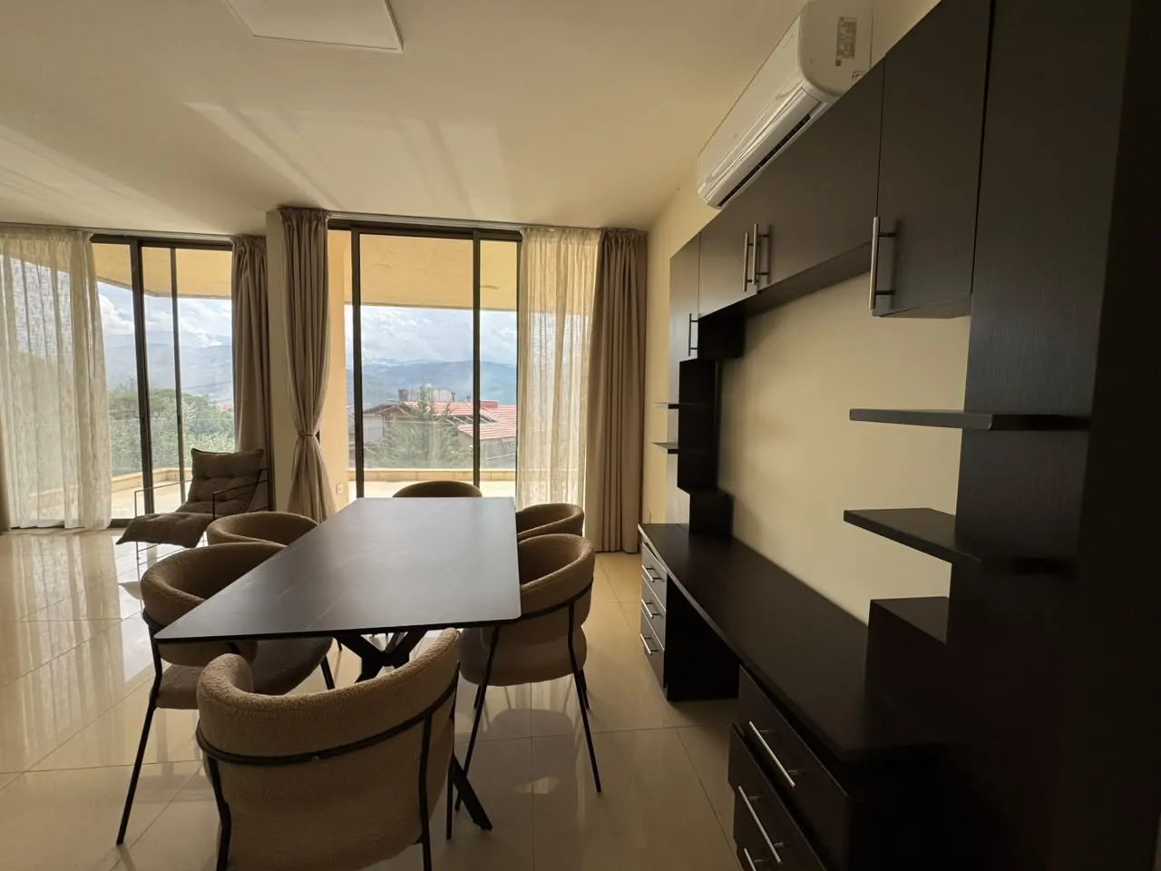 Furnished & Decorated Apartment For Rent in Ouyoun, Broumana — الصورة 5