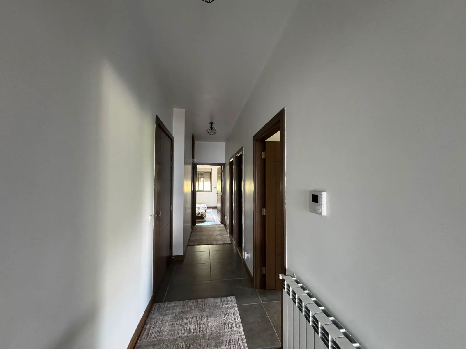 2-Bedroom Apartment With Unlockable Mountain Views For Rent in Zandouqa — الصورة 6