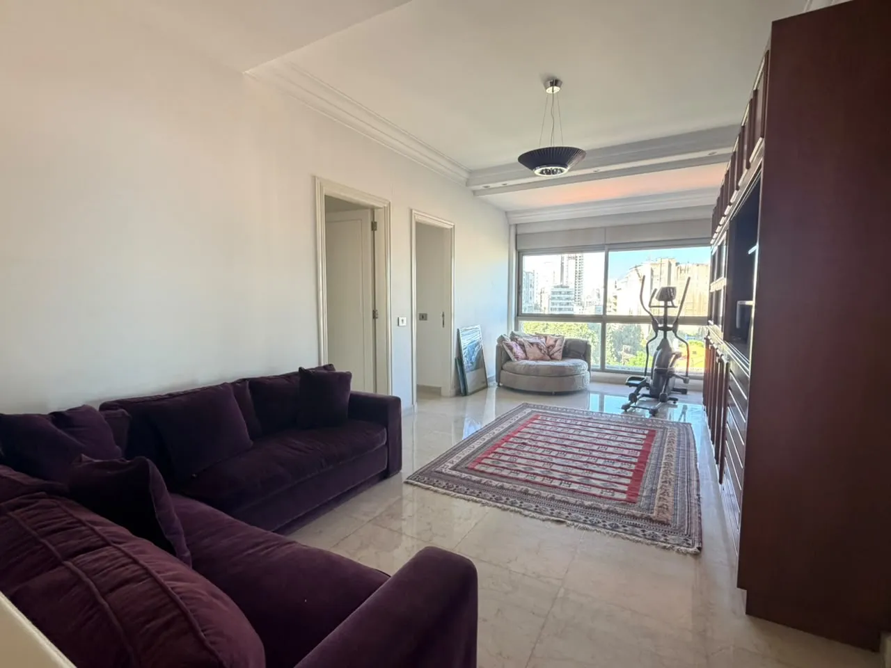 Elegant & Bright Apartment For Rent in Achrafieh, Sursock — الصورة 8