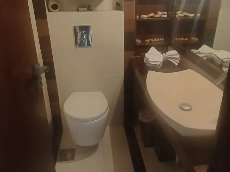 Nice Apartment with Sea View For Sale in Bsalim — الصورة 7