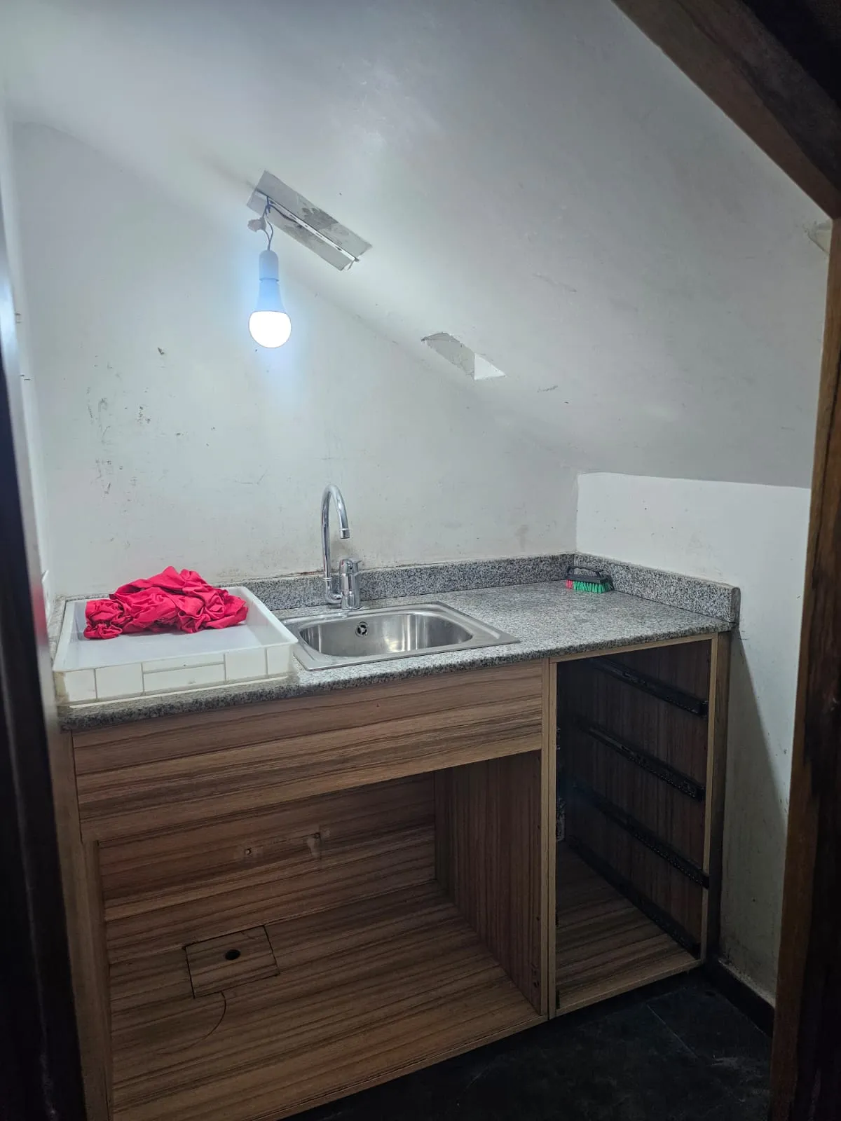 Duplex Shop For Rent in Kornet Chehwan — الصورة 6