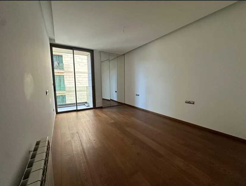 Luxurious High-End Apartment For Rent in Down Town — photo 5
