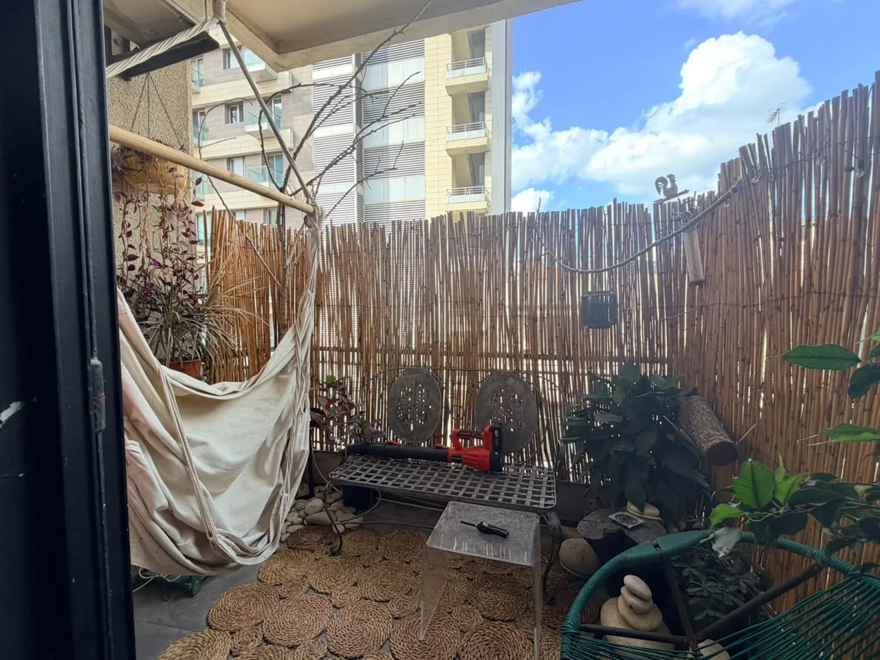 Charming Apartment For Sale in Achrafieh, Carré D'or — الصورة 9