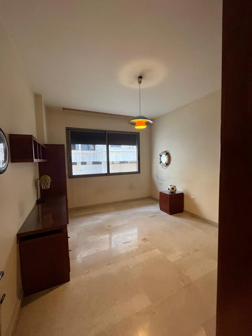 3-Bedroom Apartment For Sale in Great Location in Jnah, Beirut — الصورة 10