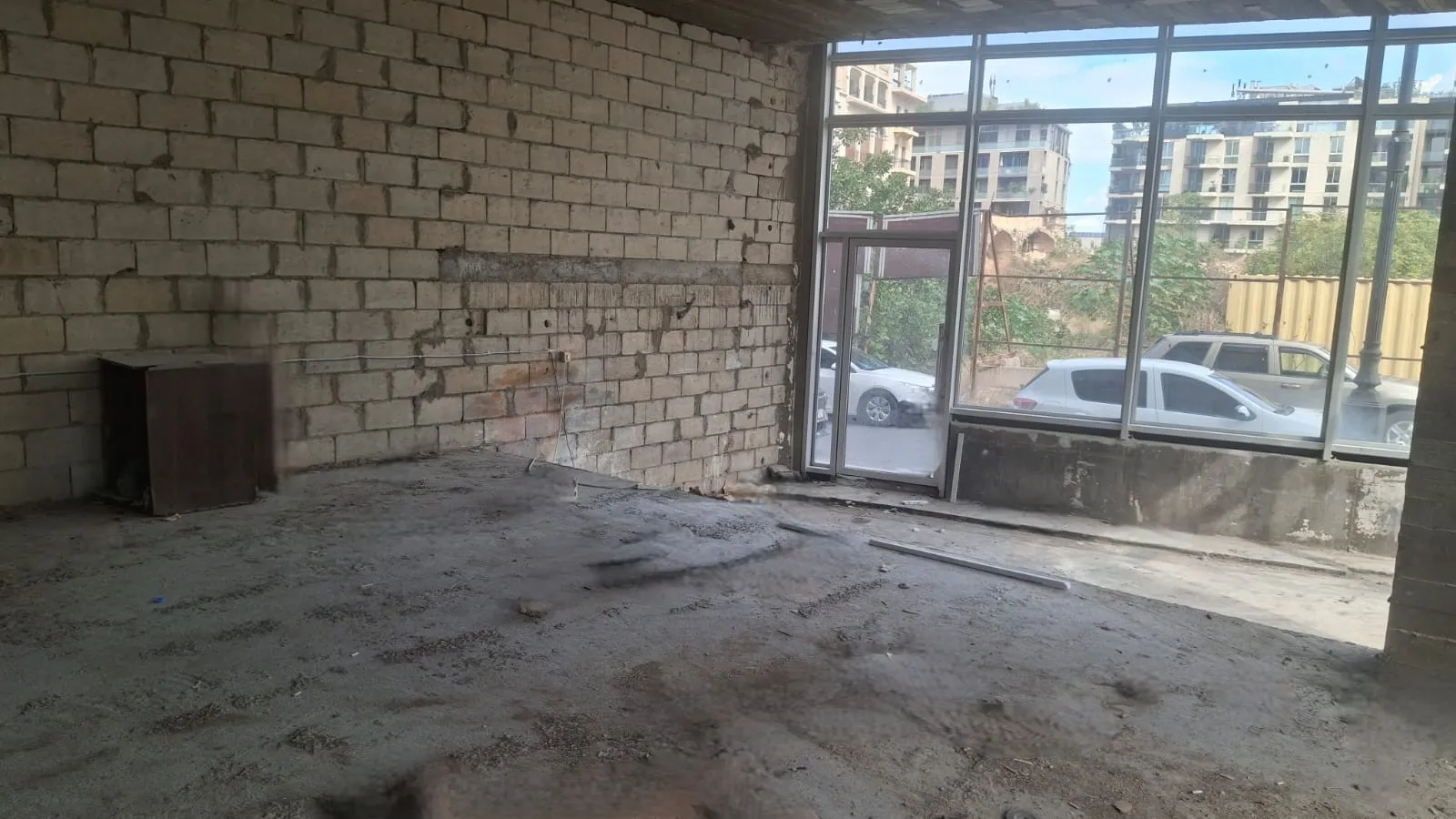 Core & Shell Duplex Shop For Rent in Select Location in Down Town — الصورة 1
