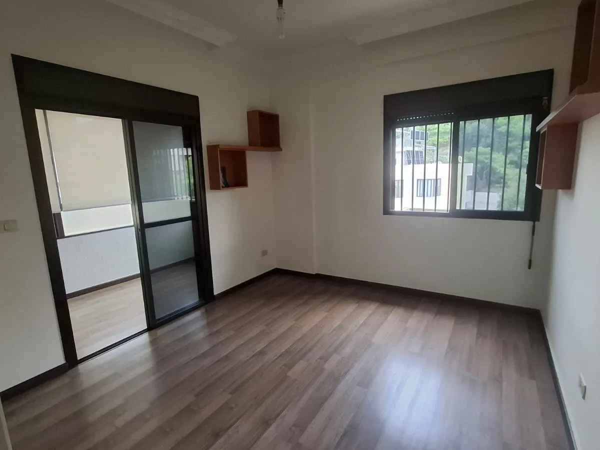 3-Bedroom Apartment For Rent in Antelias, Mezher — الصورة 10