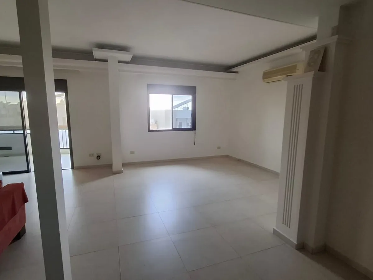 3-Bedroom Apartment For Rent in Antelias, Mezher — الصورة 2