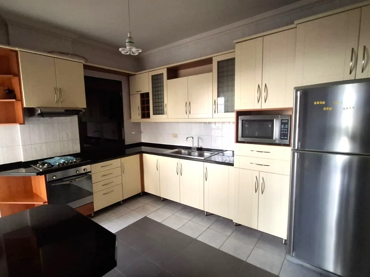 3-Bedroom Apartment For Rent in Antelias, Mezher — الصورة 5