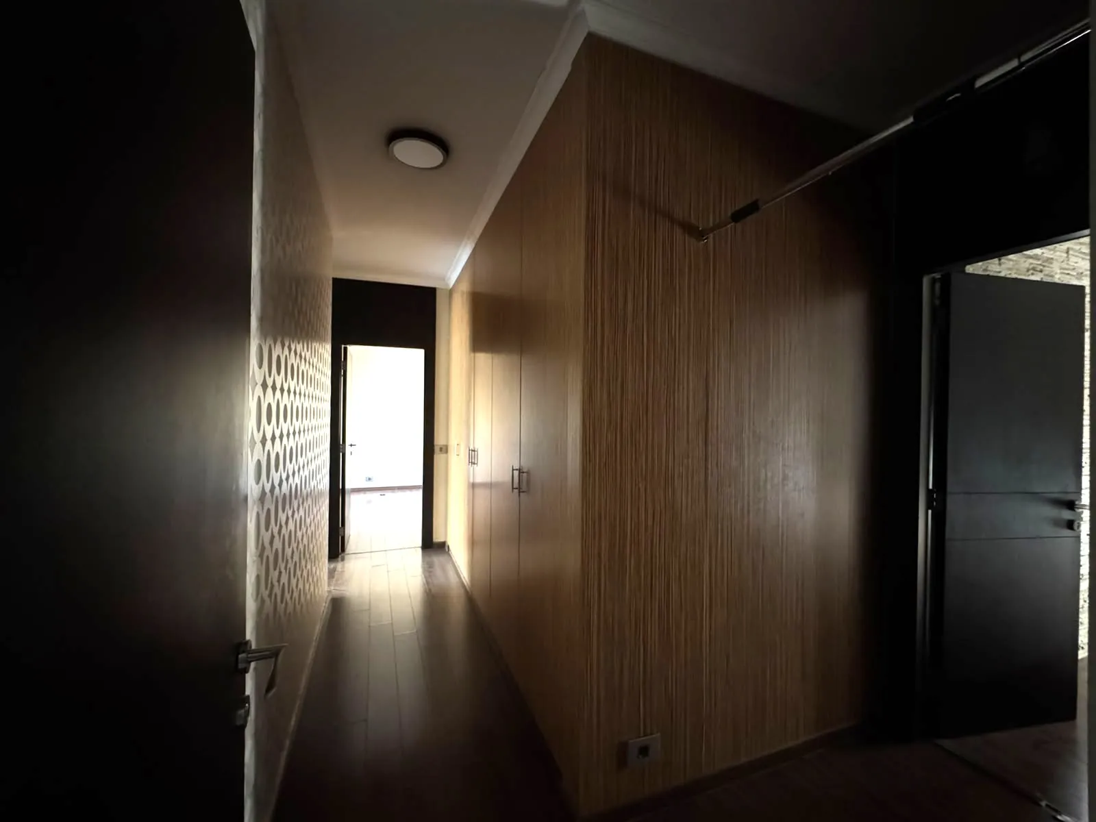 Decorated Apartment With Open View For Sale in Mansourieh — الصورة 8