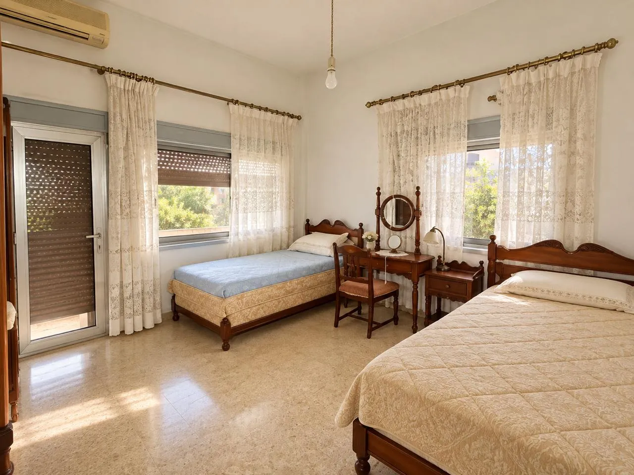 Furnished 2-Bedroom Apartment For Sale in Hazmieh — photo 5