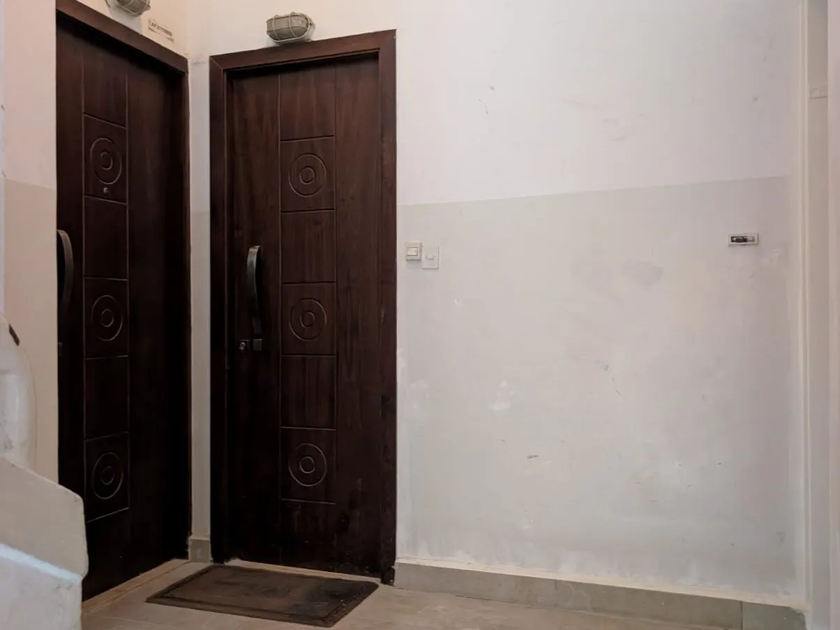 Exclusive!! 4-Bedroom Apartment For Sale in Achrafieh, El Saydeh — photo 5