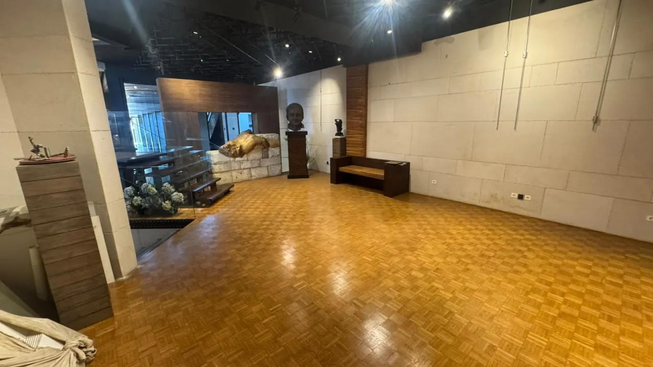 Fully Furnished Modern Decorated Shop For Sale in Kaslik — الصورة 5