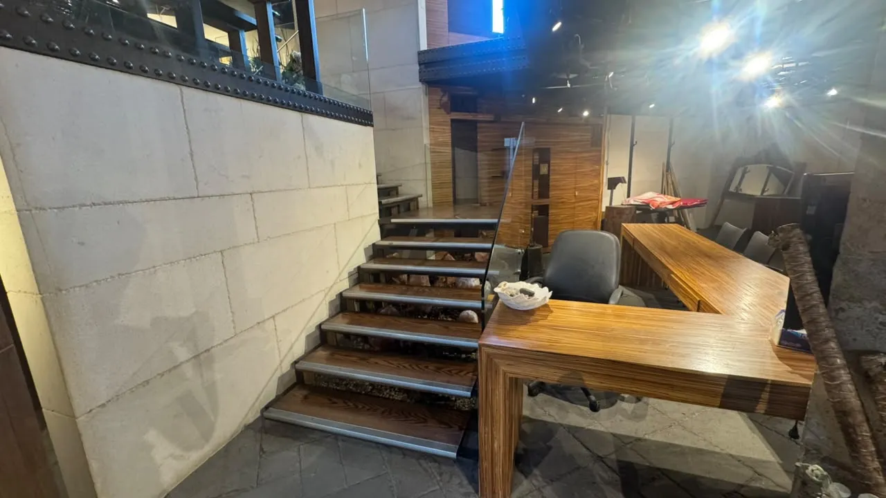 Fully Furnished Modern Decorated Shop For Sale in Kaslik — الصورة 7