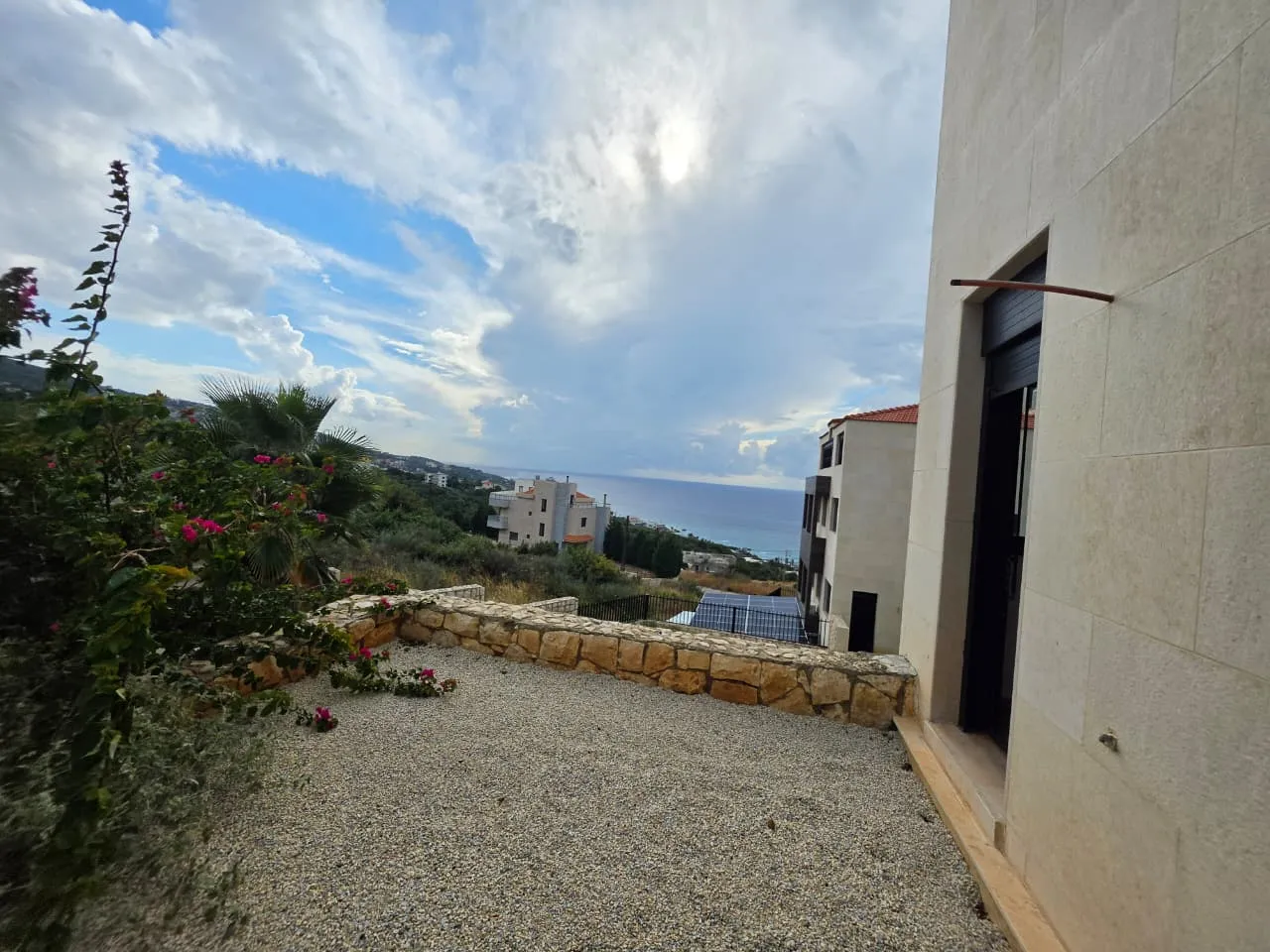 Furnished Apartment With Terrace & Sea View For Sale in Kfaraabida, Batroun — الصورة 8