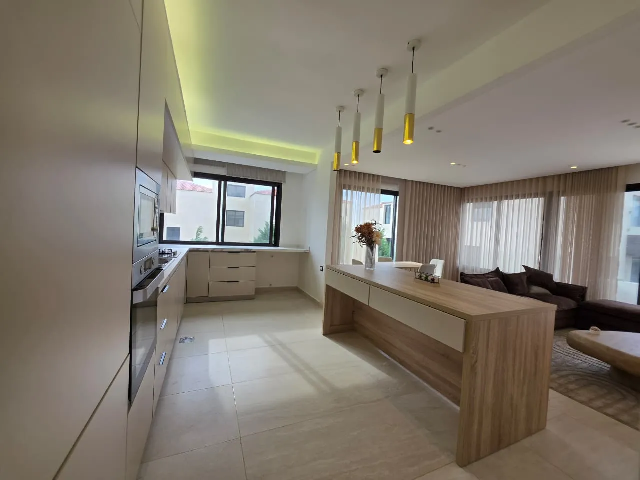 Furnished Apartment With Terrace & Sea View For Rent in Kfaraabida, Batroun — الصورة 5