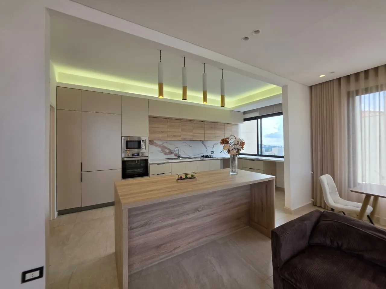 Furnished Apartment With Terrace & Sea View For Rent in Kfaraabida, Batroun — الصورة 6
