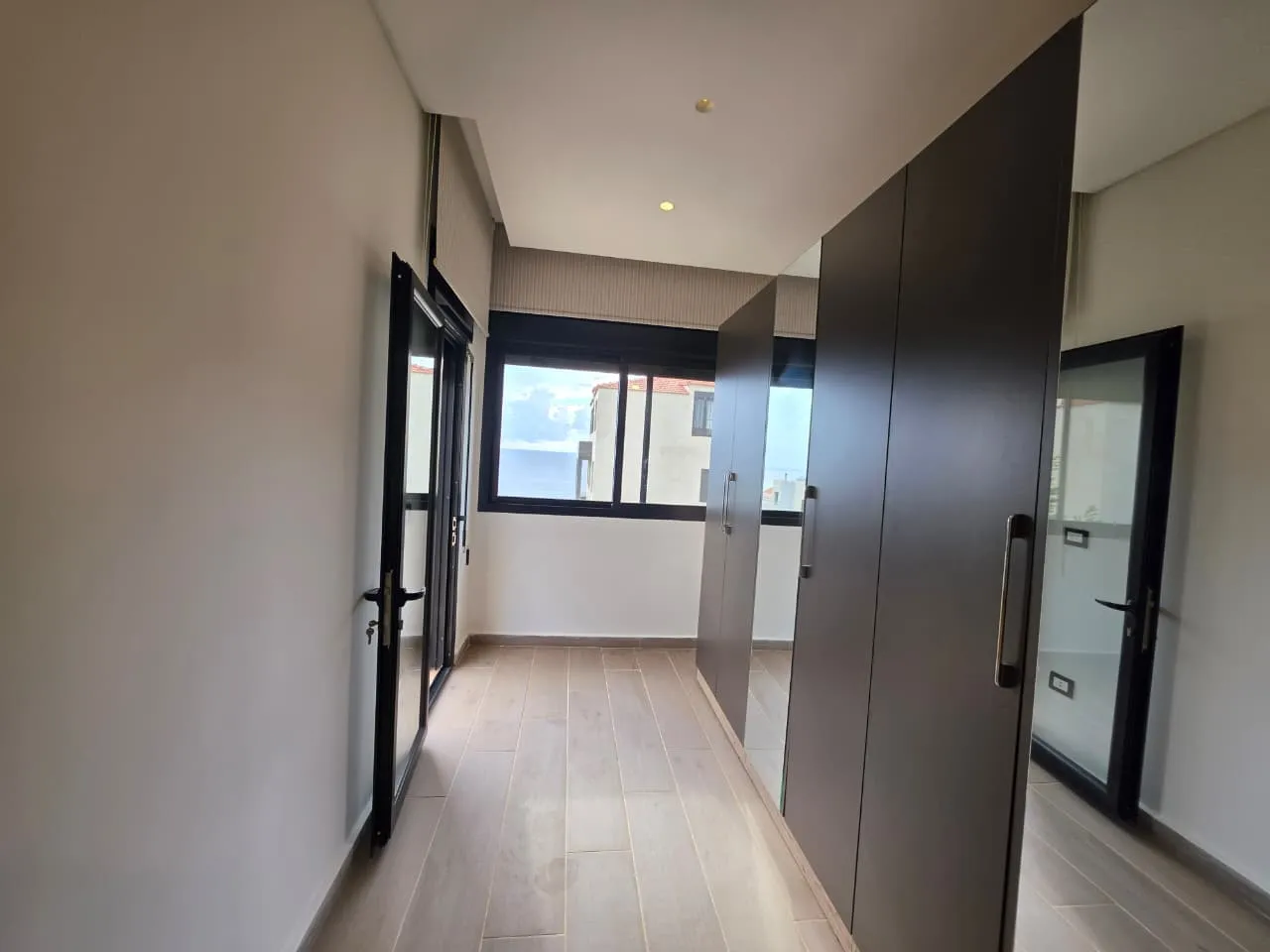 Furnished Apartment With Terrace & Sea View For Rent in Kfaraabida, Batroun — الصورة 9