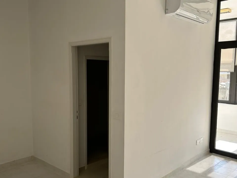 50 SQM Office For Rent in Antelias — photo 2
