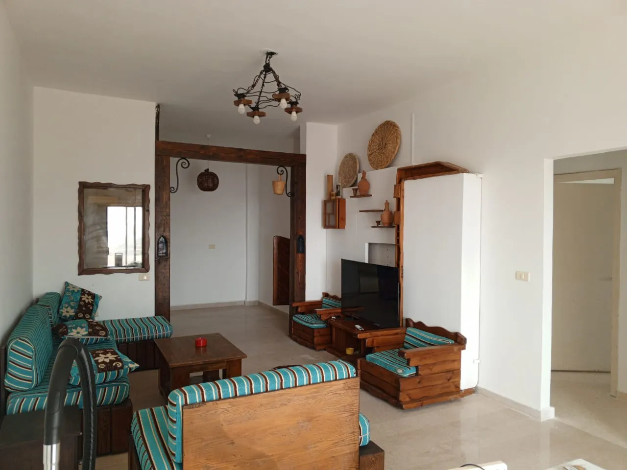 Cozy Apartment For Sale in Aamchit — الصورة 2