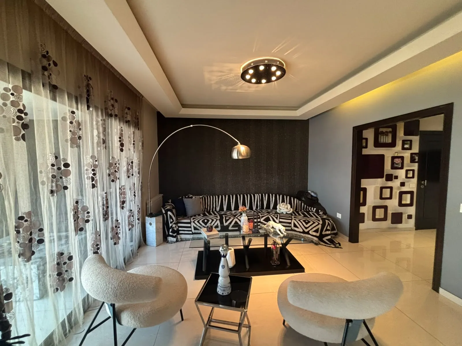 Decorated Apartment For Sale in Antelias — الصورة 2