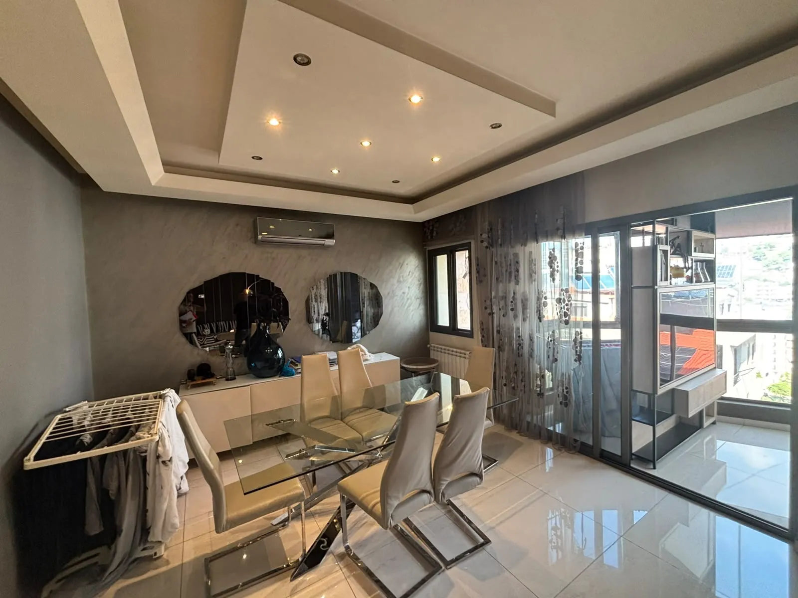 Decorated Apartment For Sale in Antelias — الصورة 3