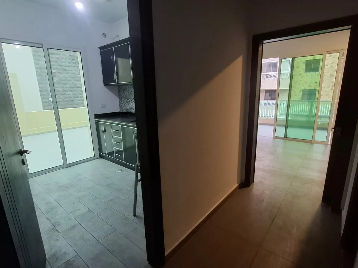2-Bedroom Apartment With Terrace For Sale in Bsalim — الصورة 5