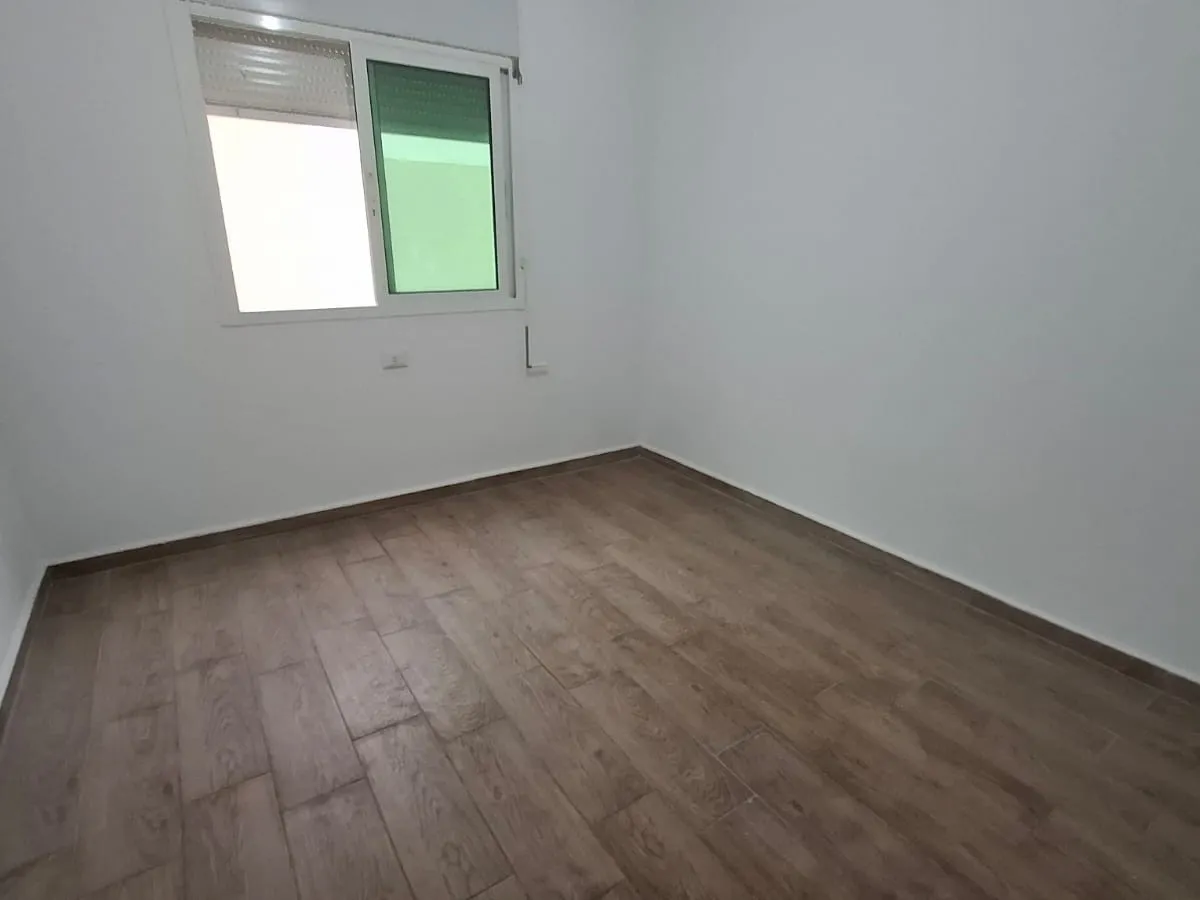 2-Bedroom Apartment With Terrace For Sale in Bsalim — الصورة 9