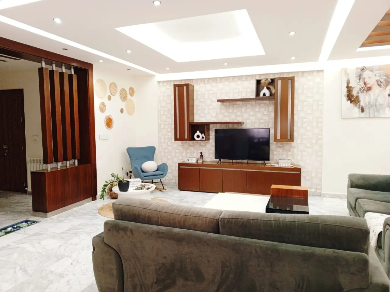 3-Bedroom Unfurnished Apartment With Sea View For Sale in Hboub, Jbeil — الصورة 2