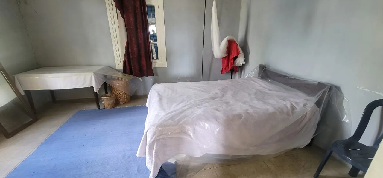 Traditional Old House With Spacious Garden For Sale in Ghbale, Kesrouane — الصورة 8