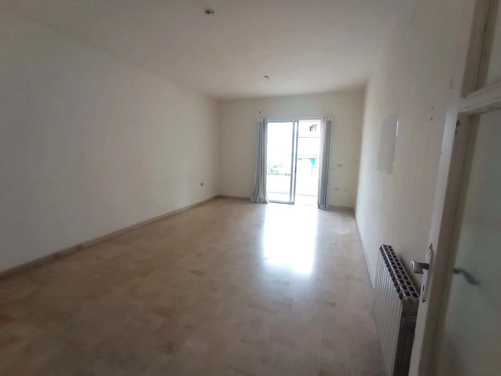 Bright Apartment For Sale in Achrafieh, Saydeh — photo 2